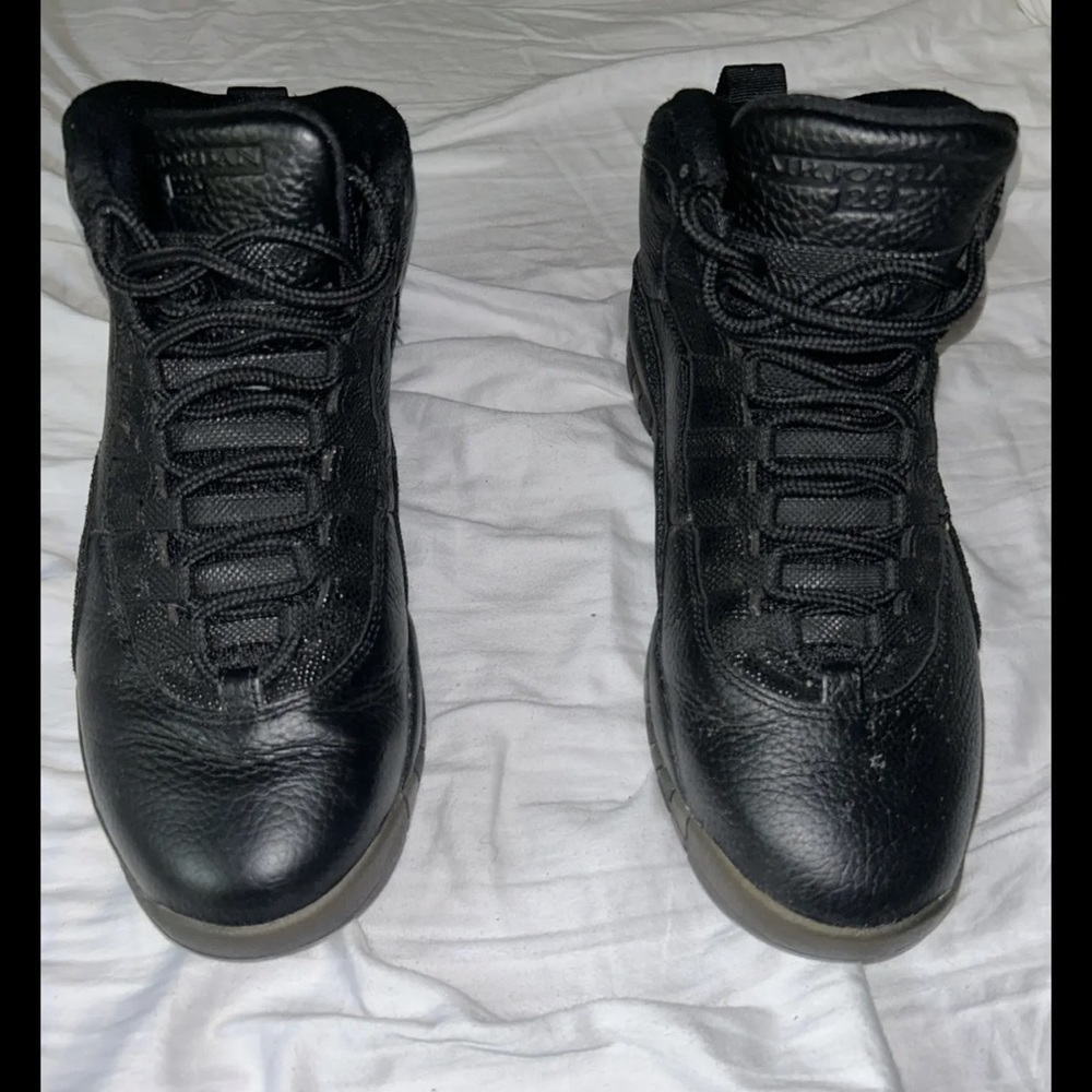 Jordan 10 size 9.5 OVO, Drake edition